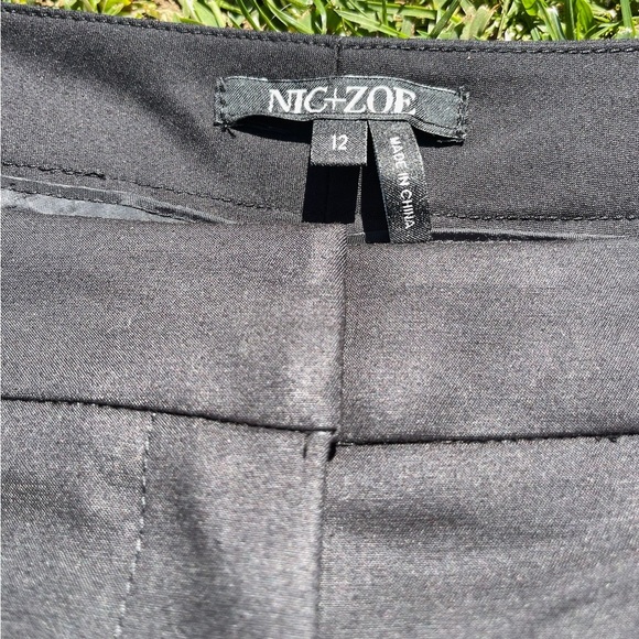 NWT Nic + Zoe Black Bermuda Shorts - size 12 - Picture 4 of 5